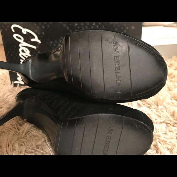 Booties - Picture 4 of 4